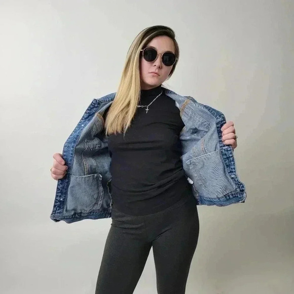 Ripped Faded Wash Denim Jacket - L - Picture 3 of 8